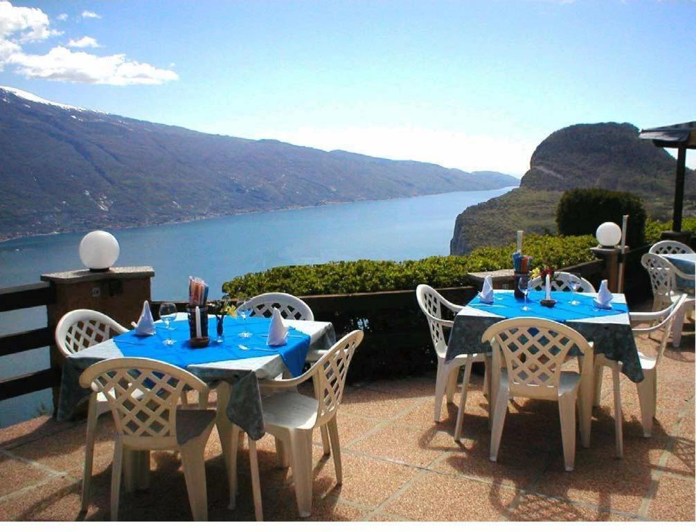 Hotel Panorama E Residence Tremosine Esterno foto